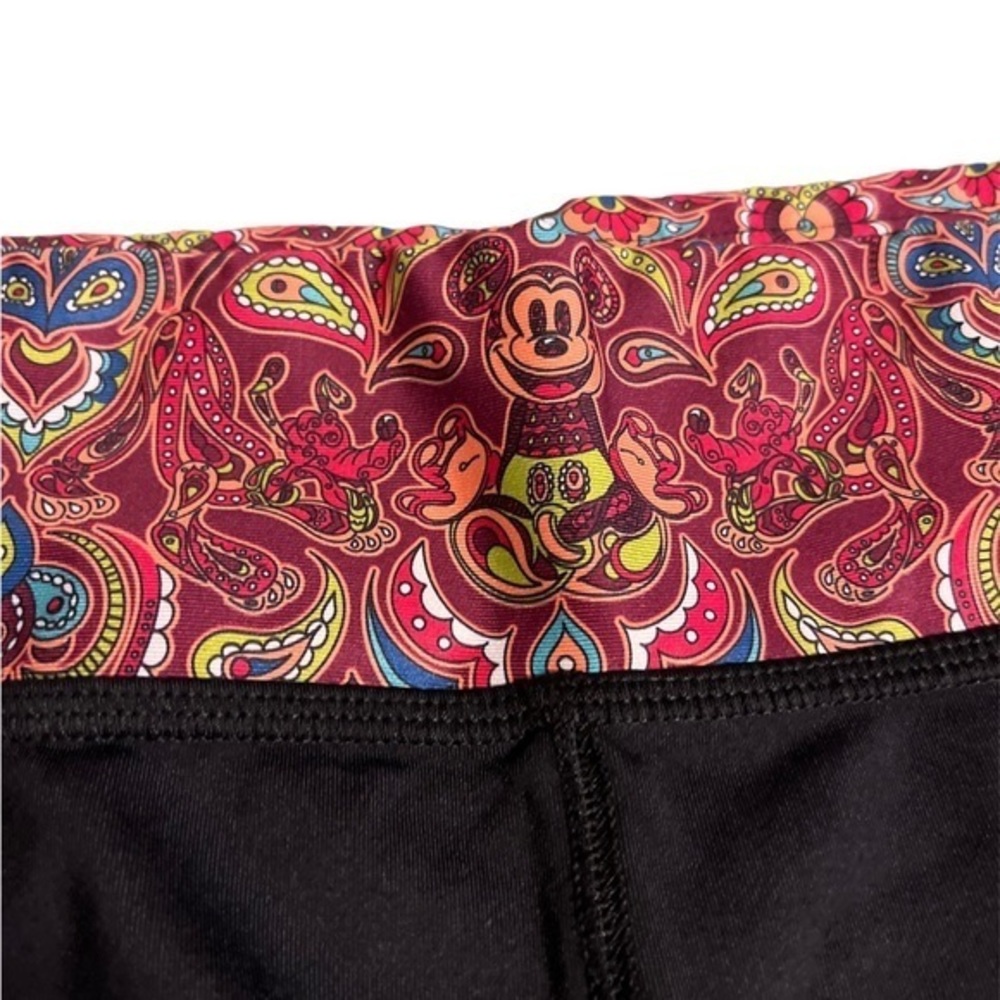 Disney Parks Leggings Women's Medium Mickey Mouse Activewear Cropped Yoga  Black - Picture 2 of 6